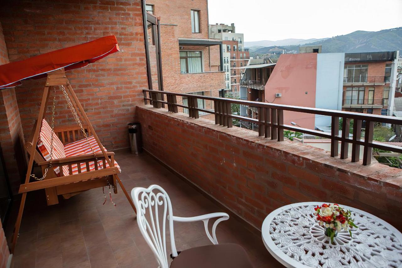 Reikartz Avlabari Tbilisi Hotel Exterior photo